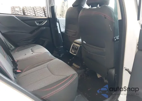 2019 Subaru Forester Sport z USA, uszkodzony, nr VIN JF2SKAKC7KH438679